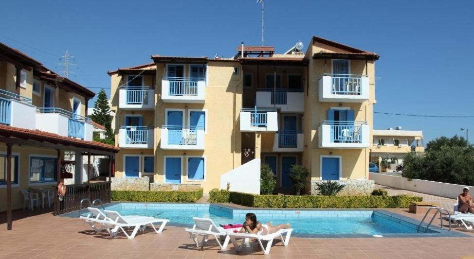 Mareva Hotel Apartments Hersonissos  Eksteriør billede